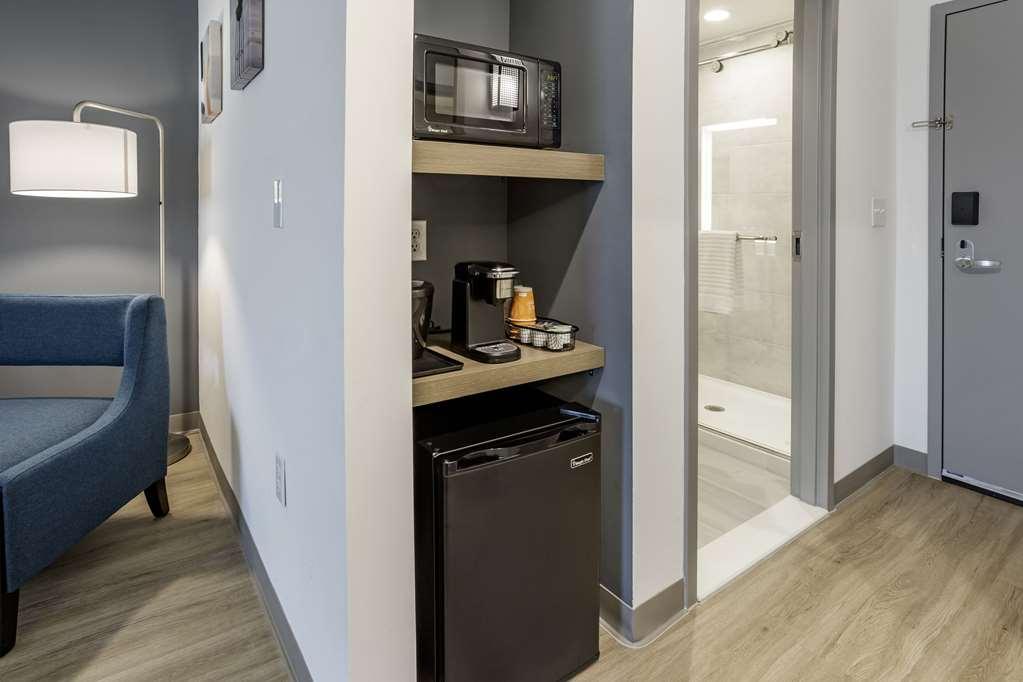 Comfort Inn & Suites Newark Liberty International Airport Δωμάτιο φωτογραφία