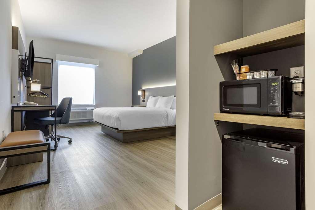 Comfort Inn & Suites Newark Liberty International Airport Δωμάτιο φωτογραφία