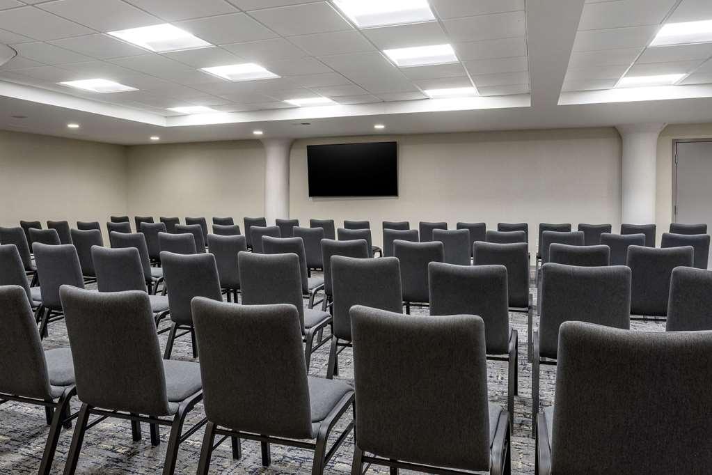 Comfort Inn & Suites Newark Liberty International Airport Ανέσεις φωτογραφία