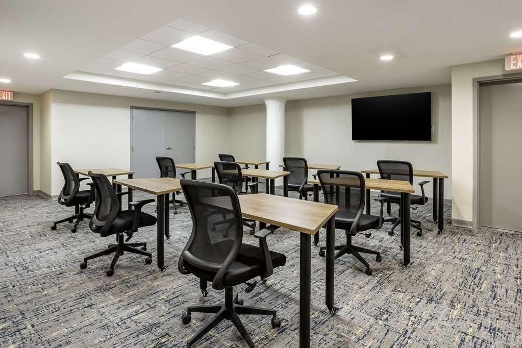 Comfort Inn & Suites Newark Liberty International Airport Ανέσεις φωτογραφία