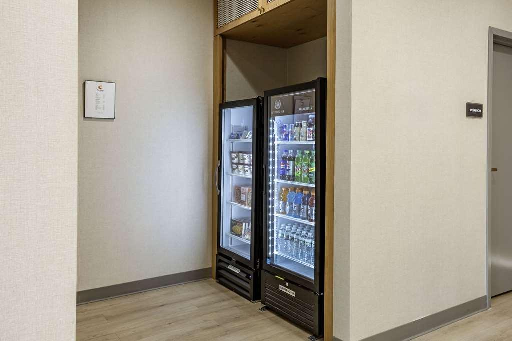 Comfort Inn & Suites Newark Liberty International Airport Ανέσεις φωτογραφία