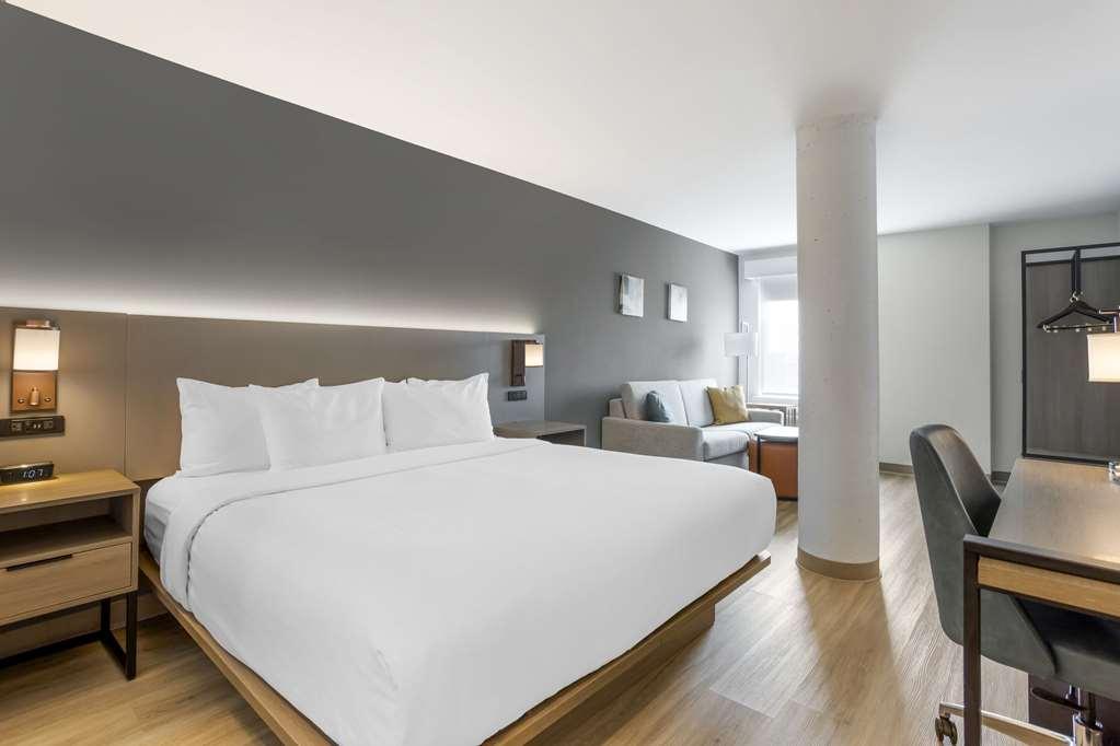 Comfort Inn & Suites Newark Liberty International Airport Δωμάτιο φωτογραφία
